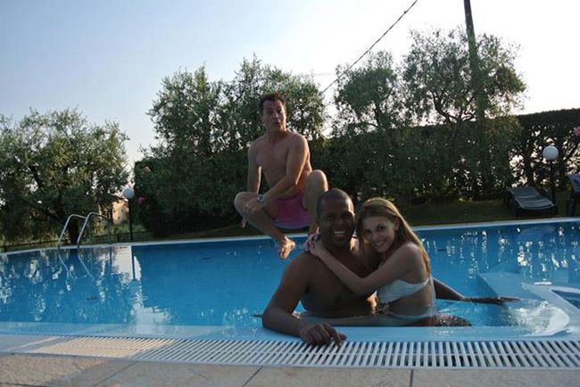 Imaginea de mii de like-uri. De ce au ras fanii in hohote la o poza cu Cabral si Andreea Ibacka