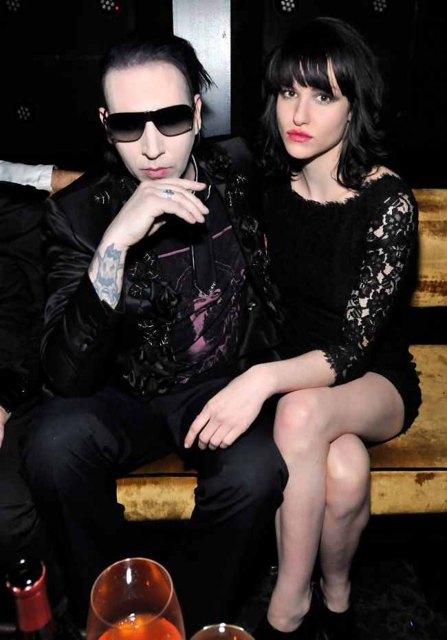 Este unul dintre cei mai infricosatori cantareti din lume. Cum arata Marilyn Manson nemachiat&nbsp;
