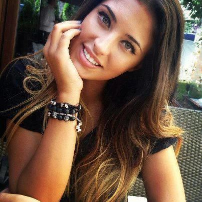 Imaginea care a strans peste 12.000 de like-uri. Cu ce vedeta s-a fotografiat Antonia