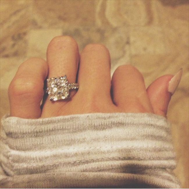 Dupa numai cateva luni de relatie s-au hotarat sa-si uneasca destinele. Paulina Gretzky nu mai poate fi curtata