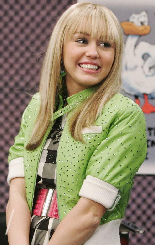 Reactia copiilor dupa ce au vazut show-ul erotic al lui Miley Cyrus. Ce au putut sa spuna fostii ei fani despre Hannah Montana
