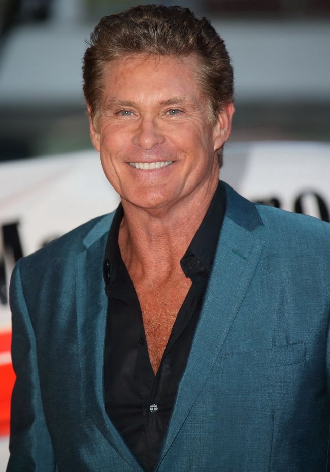 David Hasselhoff si-a scos iubita in lume. Cum arata femeia cu 30 de ani mai tanara, de aceeasi varsta cu fiica lui