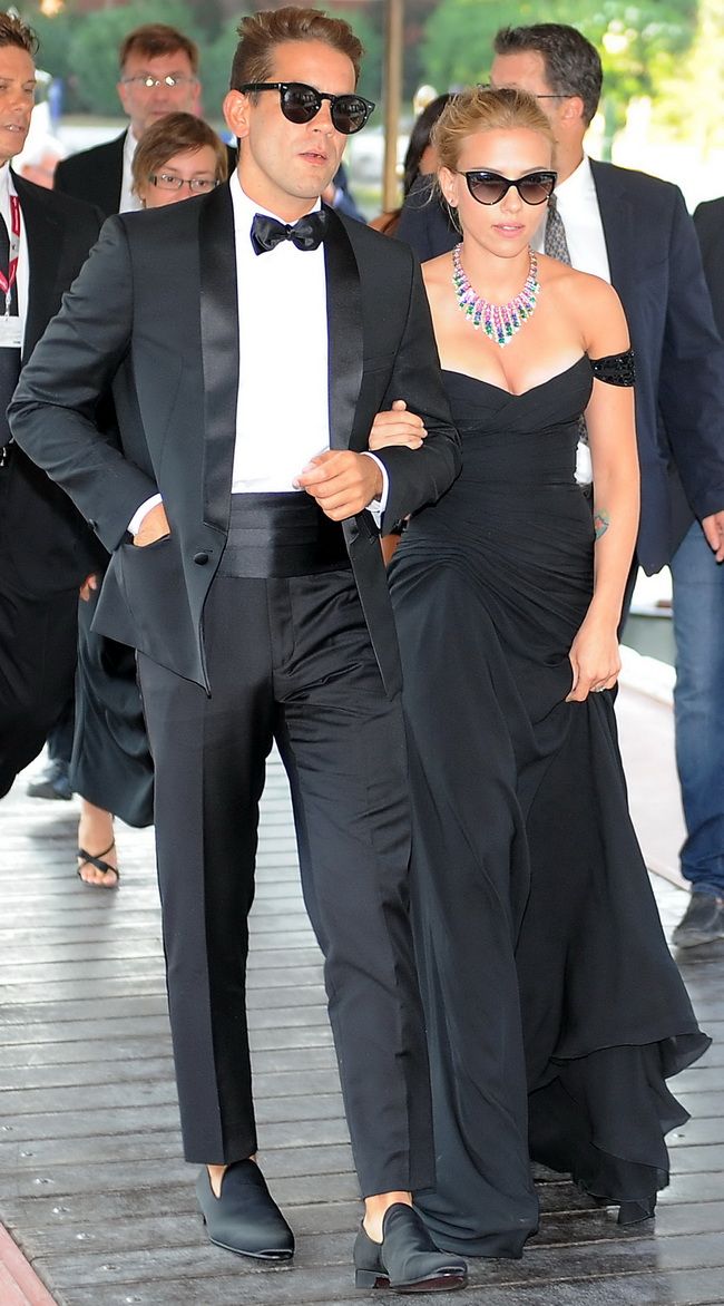 Sunt indragostita pana peste cap. &nbsp; Cine este si cum arata barbatul care i-a furat inima frumoasei Scarlett Johansson