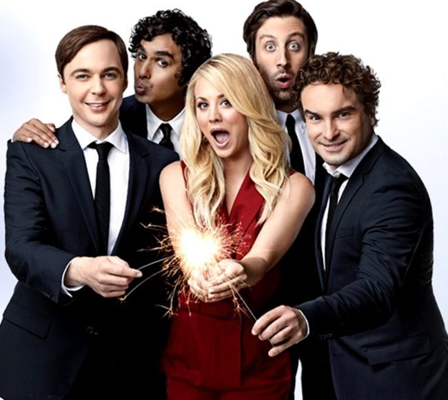 Starul din The Big Bang Theory care se pregateste sa devina tata pentru a doua oara! Cum arata actorul la plaja, cu sotia lui insarcinata
