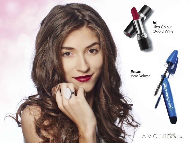 Noi iti oferim culorile, TU aduci primavara cu un suras