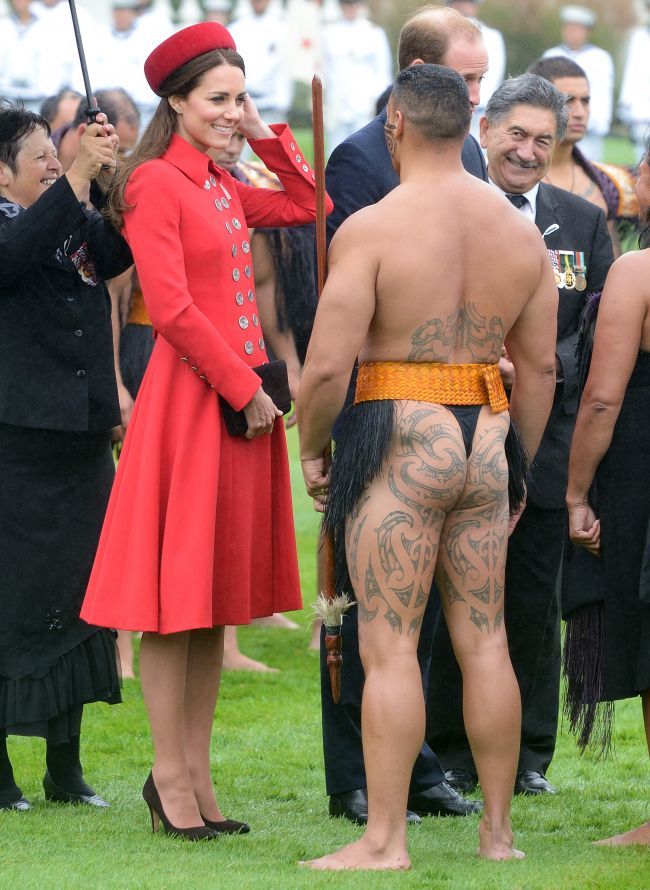 Printul George fotografiat la prima sa vizita oficiala in Australia. Vezi cu care dintre parinti seamana Alteta Sa Regala