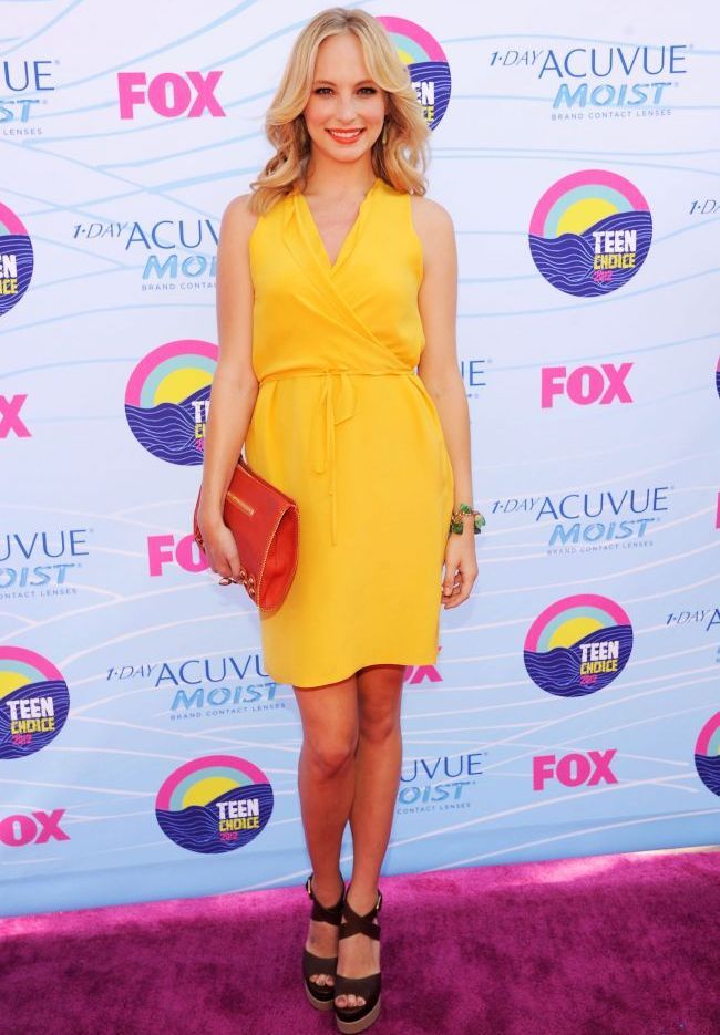 Adevarul despre corpul lui Candice Accola. Ce ascunde Caroline din Vampire Diaries si cum arata imbracata doar in costum de baie, fara Photoshop