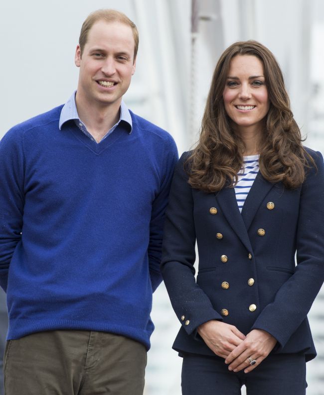 Doar tocurile stiletto puteau fi o alegere mai proasta! Vezi ce incaltari a purtat Kate Middleton la un eveniment oficial ce a avut loc pe o plaja din Sydney