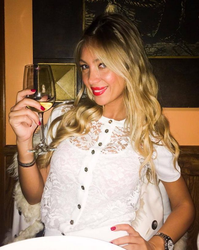 Nimeni nu si-a putut lua ochii de la ea. Laura Cremaschi a oferit pe plaja un spectacol pe care doar adultii au avut voie sa-l priveasca