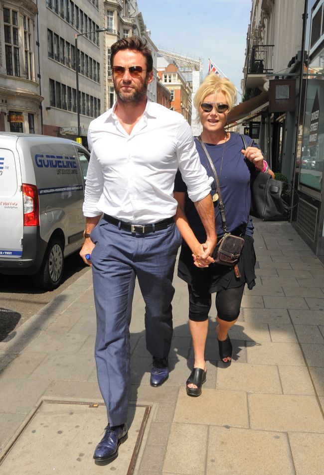 Este unul dintre cei mai sexy barbati de pe planeta, insa sotia sa nu are aceeasi parere. Ce spune Hugh Jackman despre partenera sa de viata