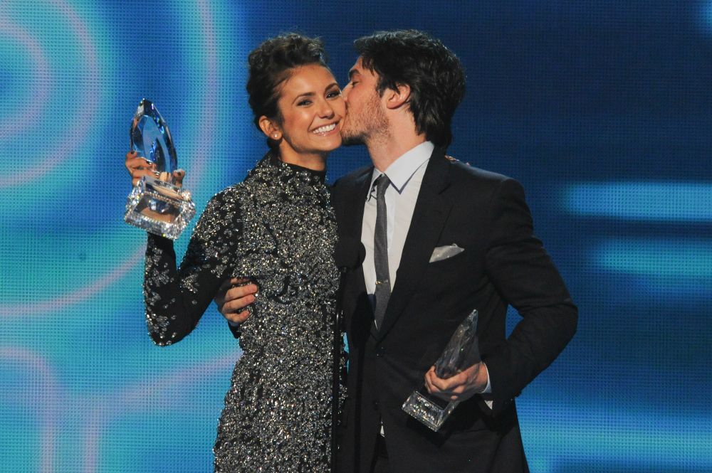 Ian Somerhalder si-a gasit alta vampirita . Cu ce actrita celebra din Twilight ar fi inlocuit-o pe Nina Dobrev