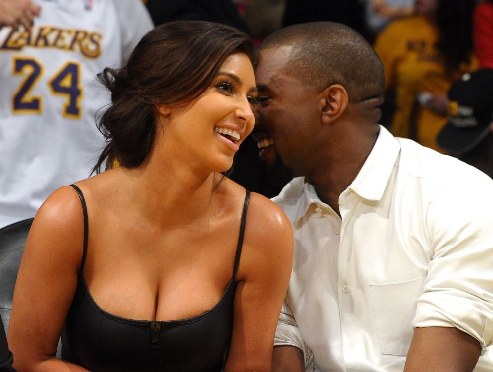 Ce a purtat Kim Kardashian in noaptea nuntii. Tinuta cu care l-a lasat mut de uimire pe Kanye West