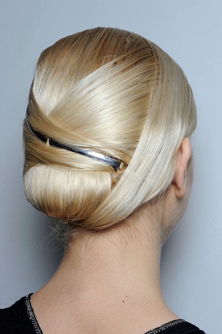 11 coafuri care se poarta toamna asta, recomandate de hair stylistul Cristi Pascu