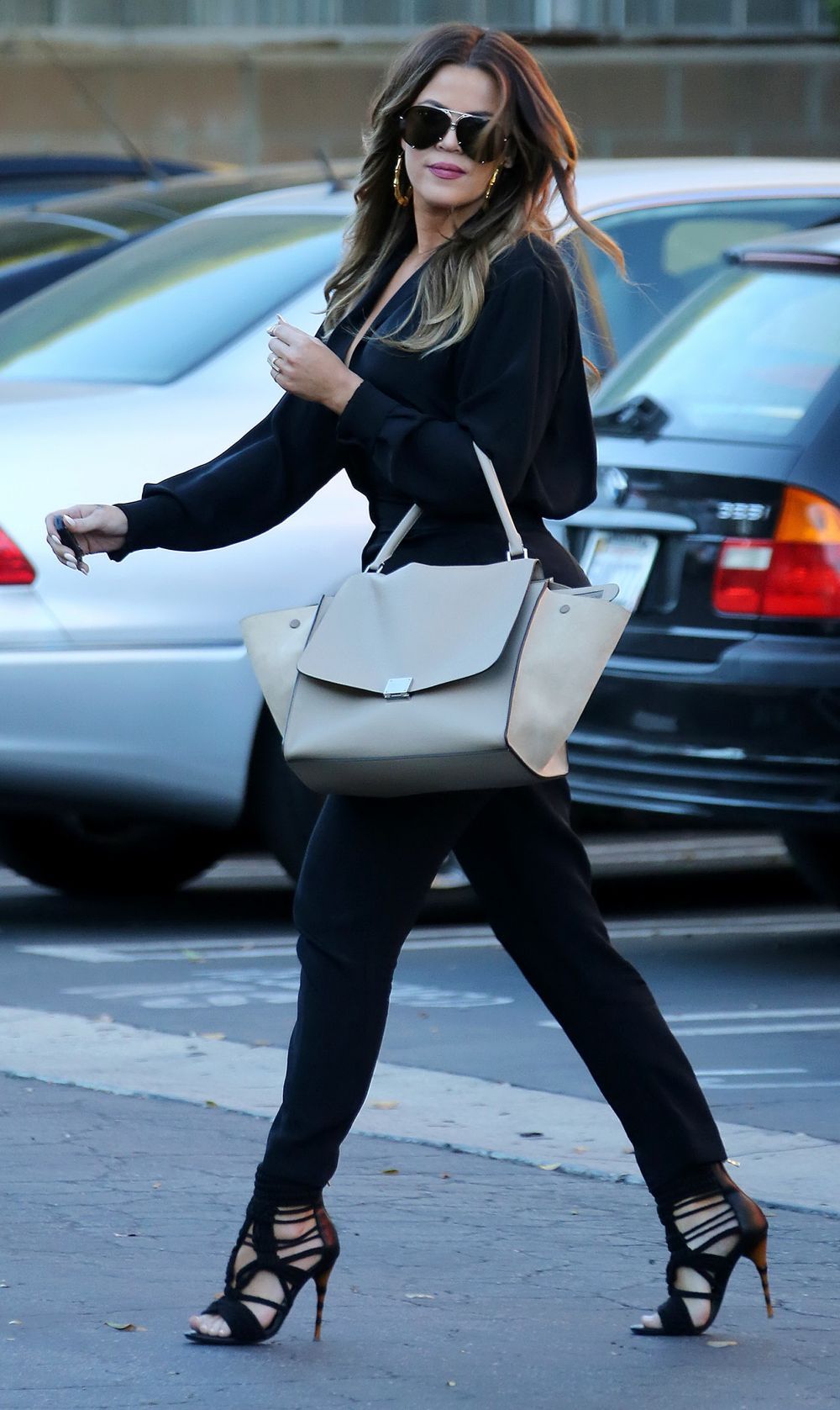 Toata lumea s-a uitat la picioarele lor. Incaltarile WOW cu care au impresionat J Lo si surorile Kardashian&nbsp;