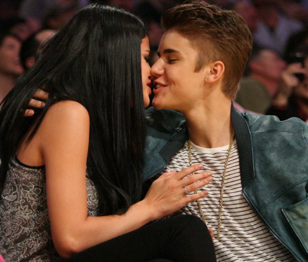 S-a simtit umilita . Motivul neasteptat pentru care Selena Gomez s-a despartit din nou de Justin Bieber