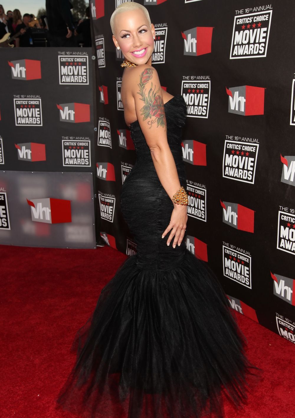 Amber Rose, selfie provocator intr-un costum de baie. De ce nimeni nu a putut sa se uite la noua schimbare de look