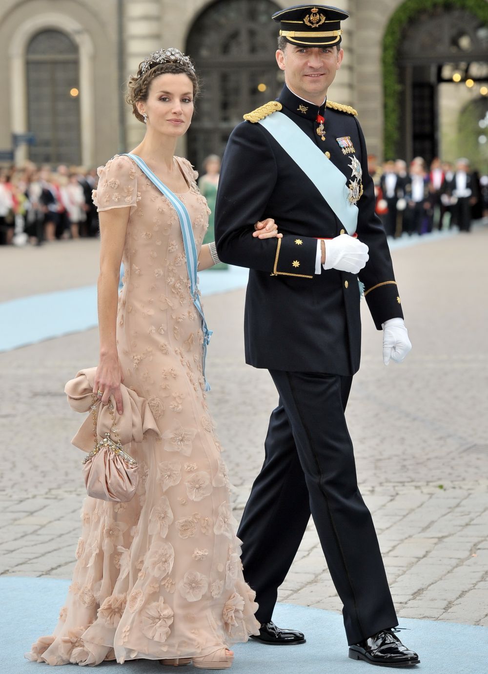 Regina Letizia a Spaniei, pretendenta a titlului de cea mai eleganta femeie a lumii. Tinutele cu care a impresionat