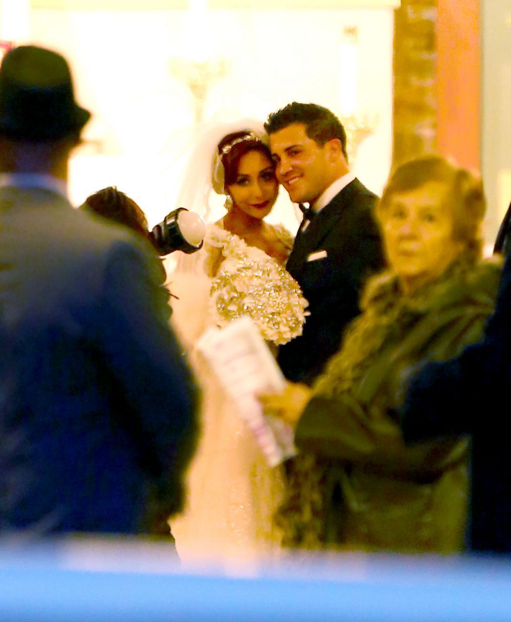 Snooki a impresionat cu silueta sa la propria nunta. Vezi cat de bine arata la doua luni dupa ce a nascut