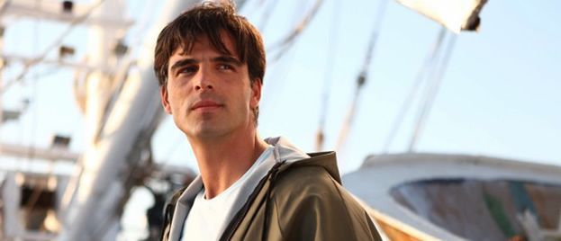 Cum arata Mehmet Akif Alakurt fara barba. Look-ul lui Boran din Puterea Destinului , o adevarata surpriza pentru fane