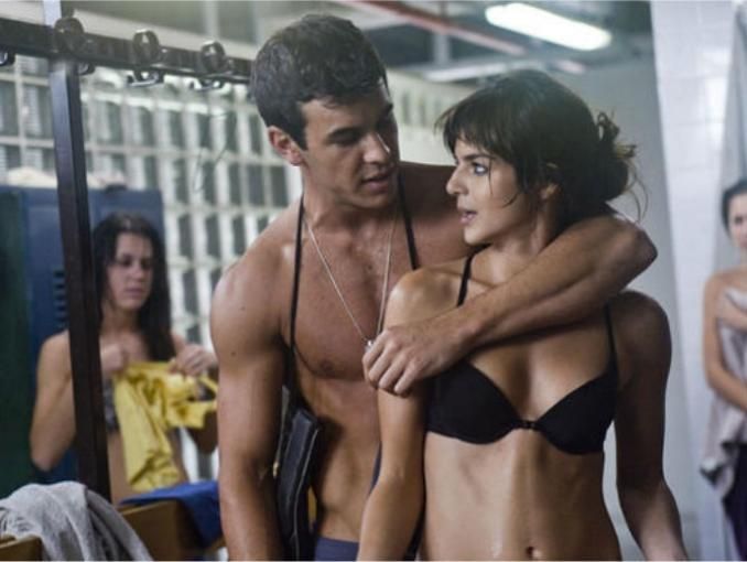 10 filme la care sa te uiti dupa o despartire dureroasa. Te vor ajuta sa iti revii mai usor si sa-l uiti