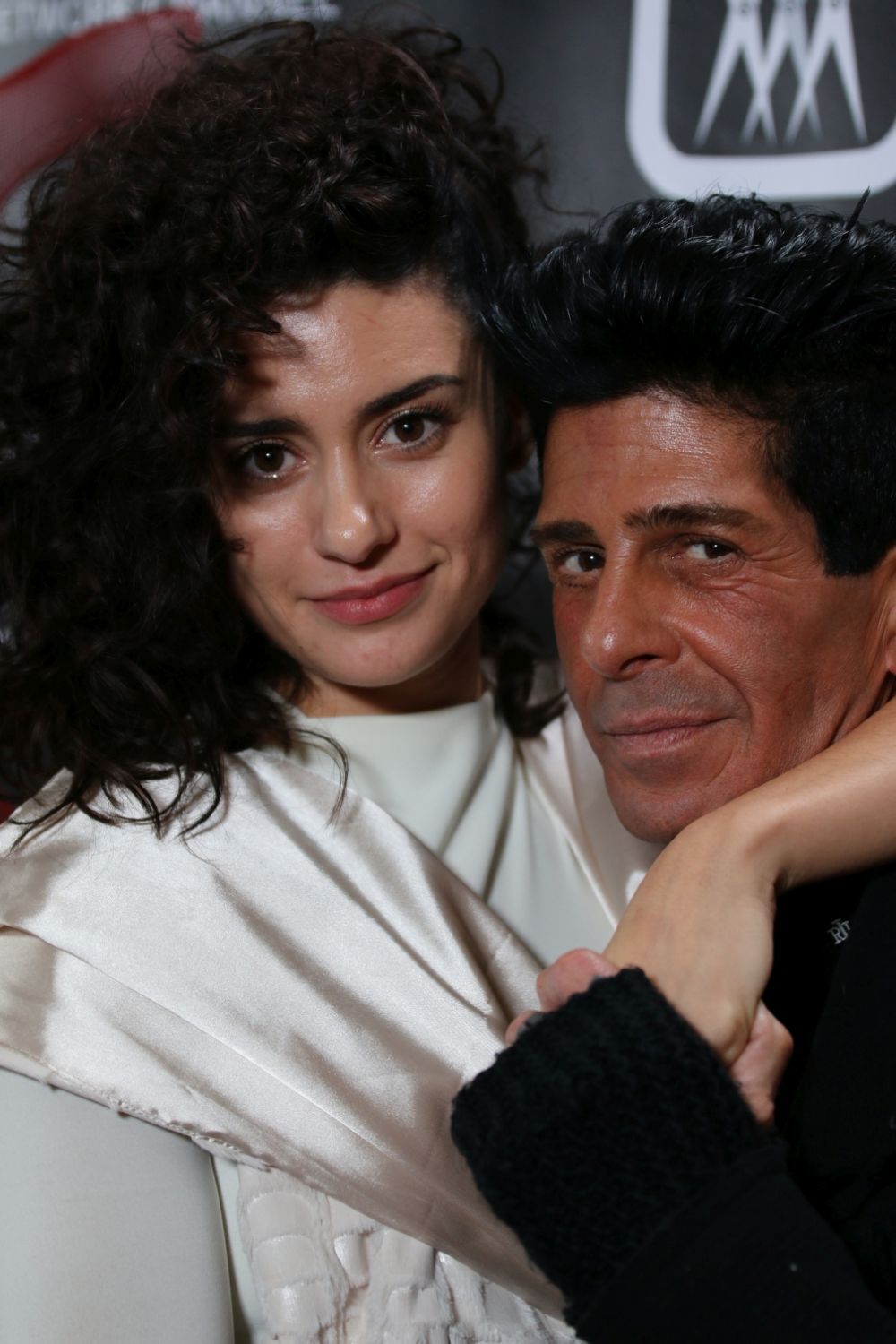 Jean-Claude Van Damme se mandreste cu fiica sa. Bianca Bree este de o frumusete rapitoare si vrea sa devina actrita