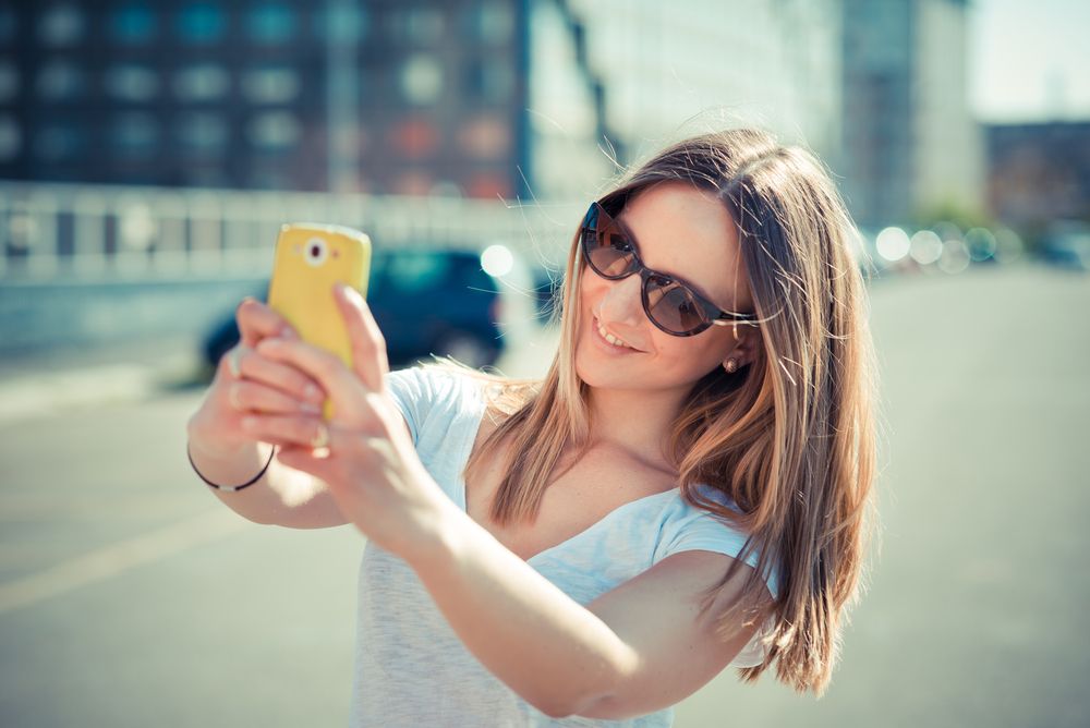 11 trucuri pentru a ieși &icirc;ntotdeauna perfect &icirc;n fotografii