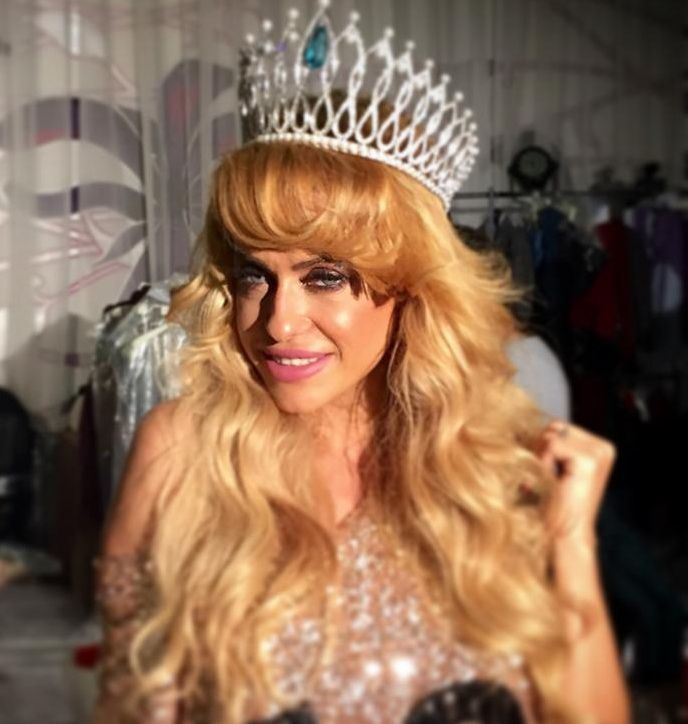 Anda Adam, primele fotografii in rochie de mireasa. Ce model a ales pentru nunta sa