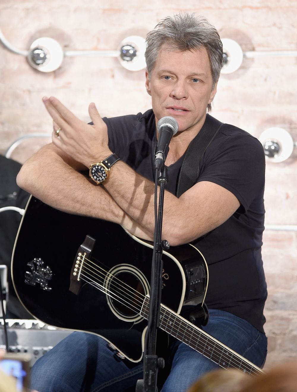 Unul dintre cei mai hot rockeri are o sotie pe masura. Cum arata partenera lui Jon Bon Jovi