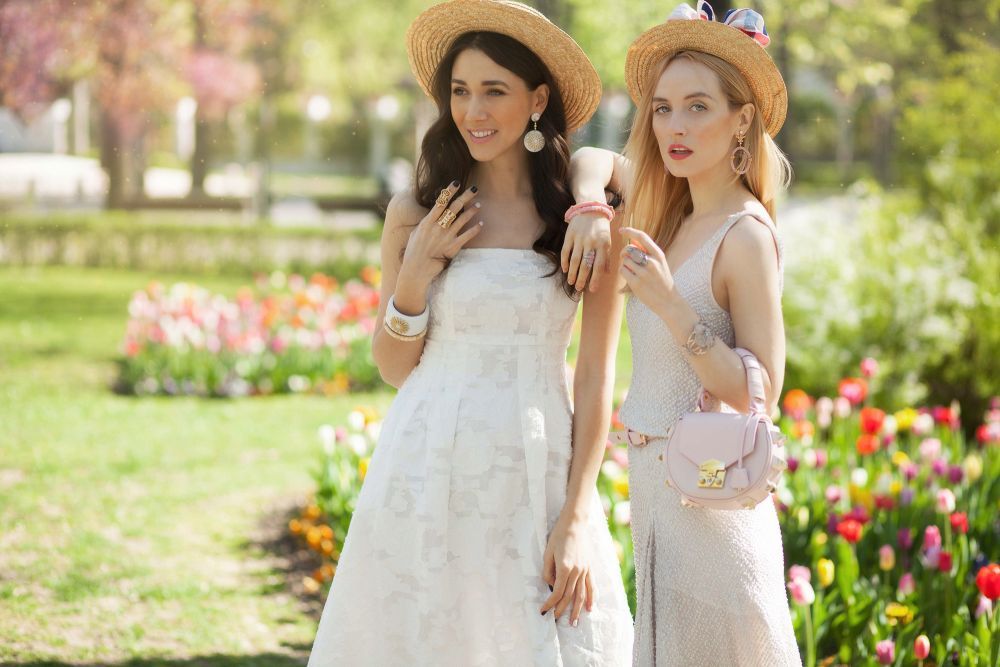 10 lucruri care nu se vor demoda niciodata. Recomandari de vara de la Fabulous Muses, Diana Enciu si Alina Tanasa