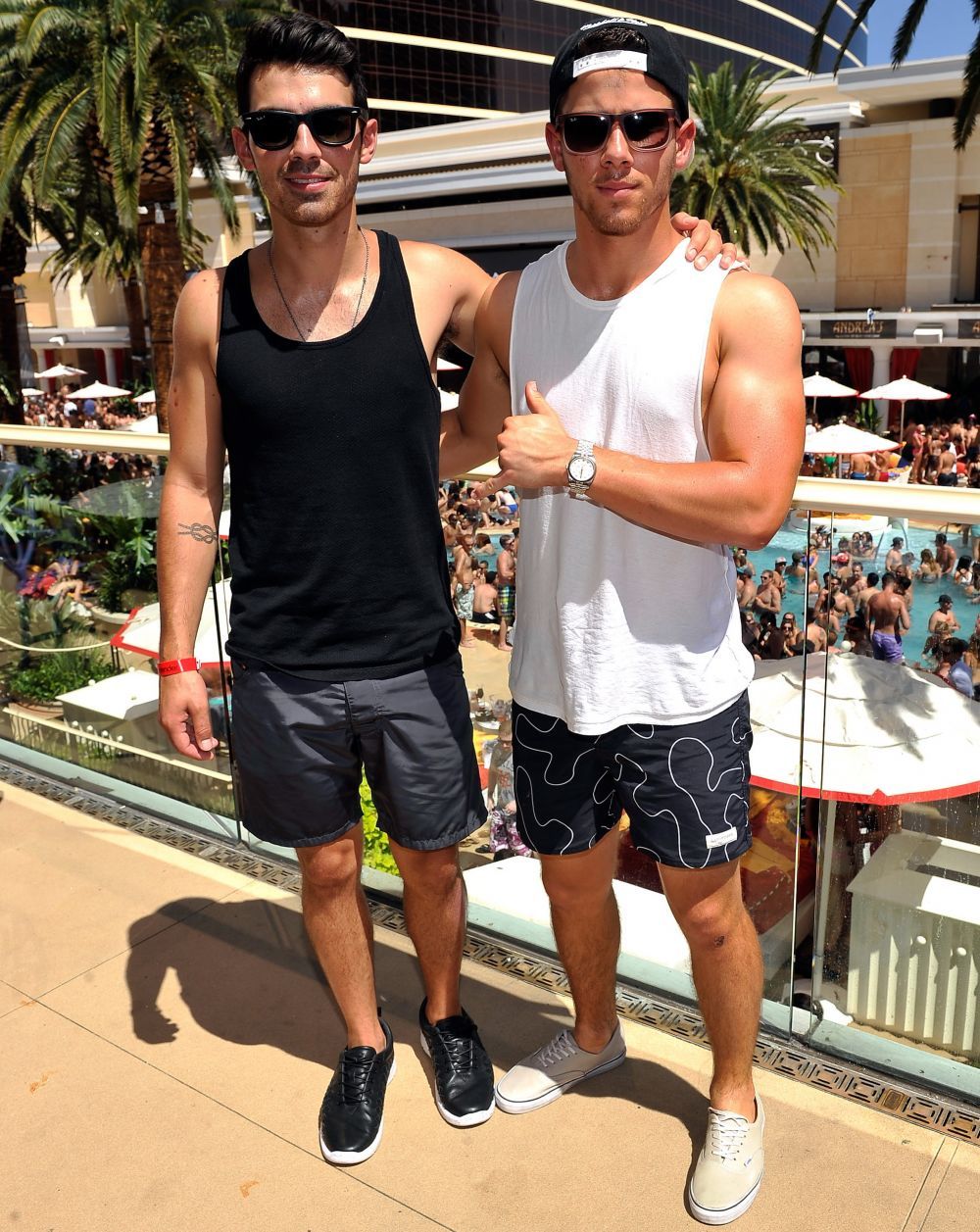 Alerta in lumea mondena! Un nou cuplu ia cu asalt showbizul. Cu cine a inceput Joe Jonas o relatie