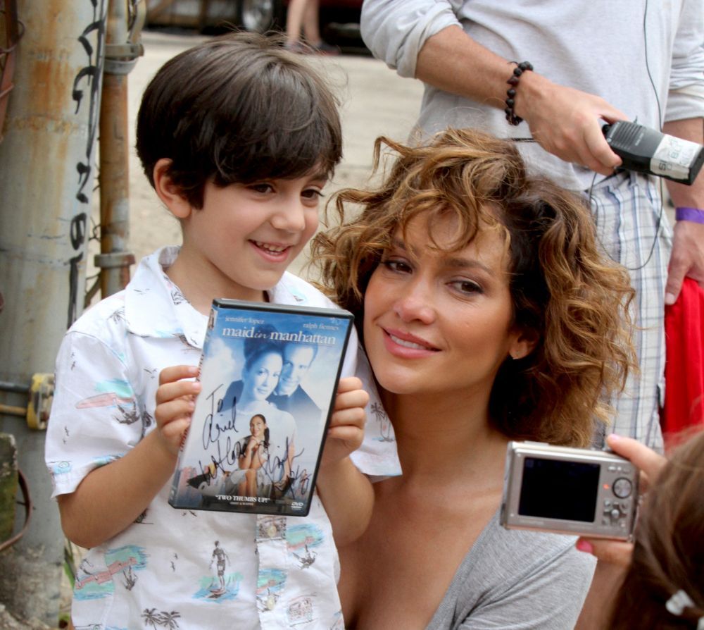 Cel mai frumos chip de la Hollywood sau e supraevaluata? Cum arata J Lo fotografiata de aproape, fara ochelari de soare