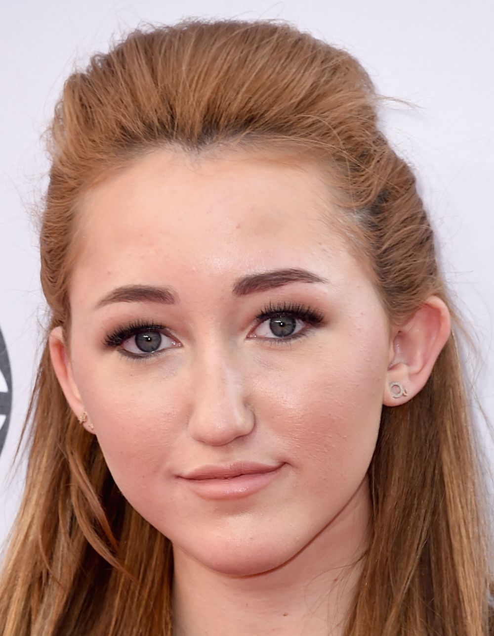 Asa arata sora mai mica a lui Miley Cyrus, Noah, in urma cu 9 luni. Transformarea spectaculoasa prin care a trecut