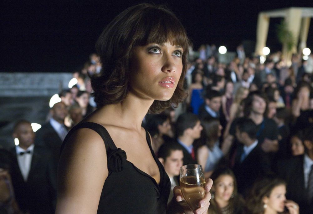 Nu a fost aleasa degeaba sa fie Bond Girl. Cat de bine arata Olga Kurylenko in costum de baie