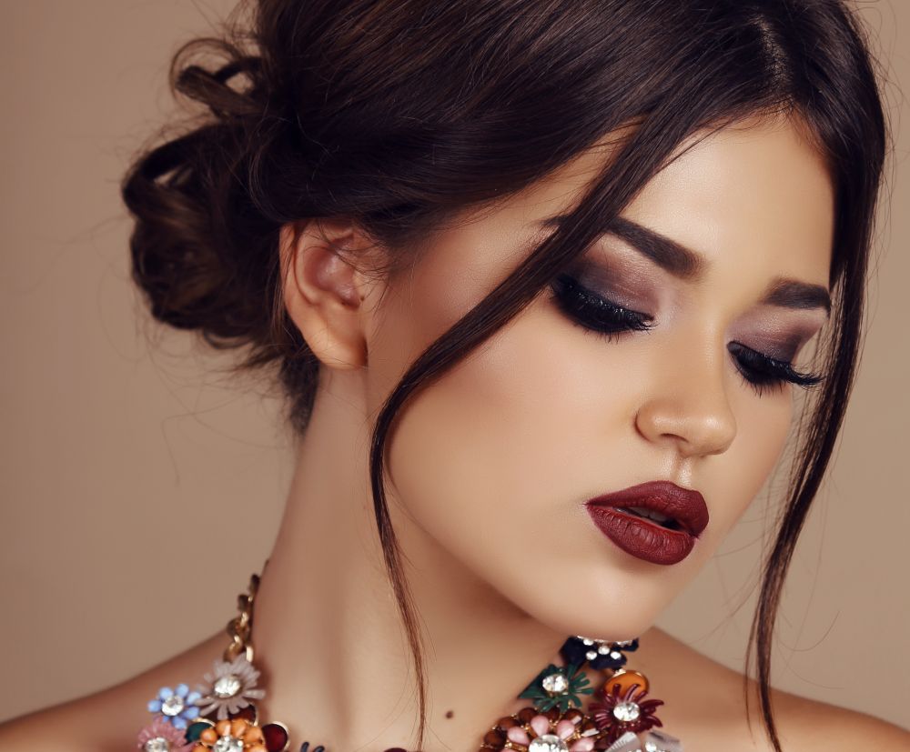 Smokey eyes...pentru incepatoare. Cum sa iti faci un machiaj spectaculos al ochilor, chiar daca nu esti experta