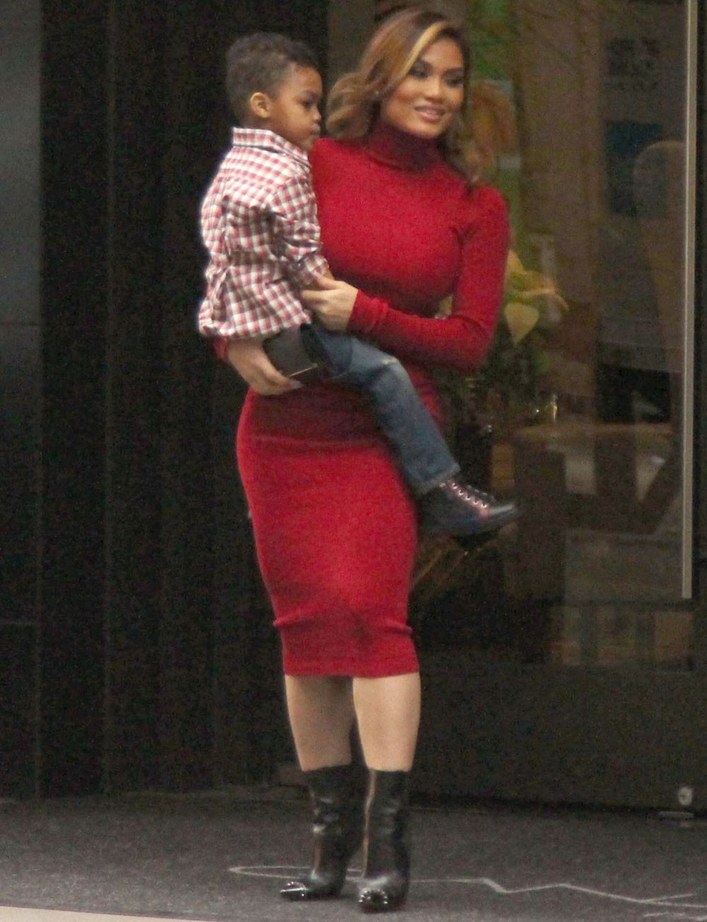 Aparitie incantatoare pentru fiul lui 50 Cent si mama lui, Daphne Joy. Cat de mare si simpatic s-a facut micutul Sire