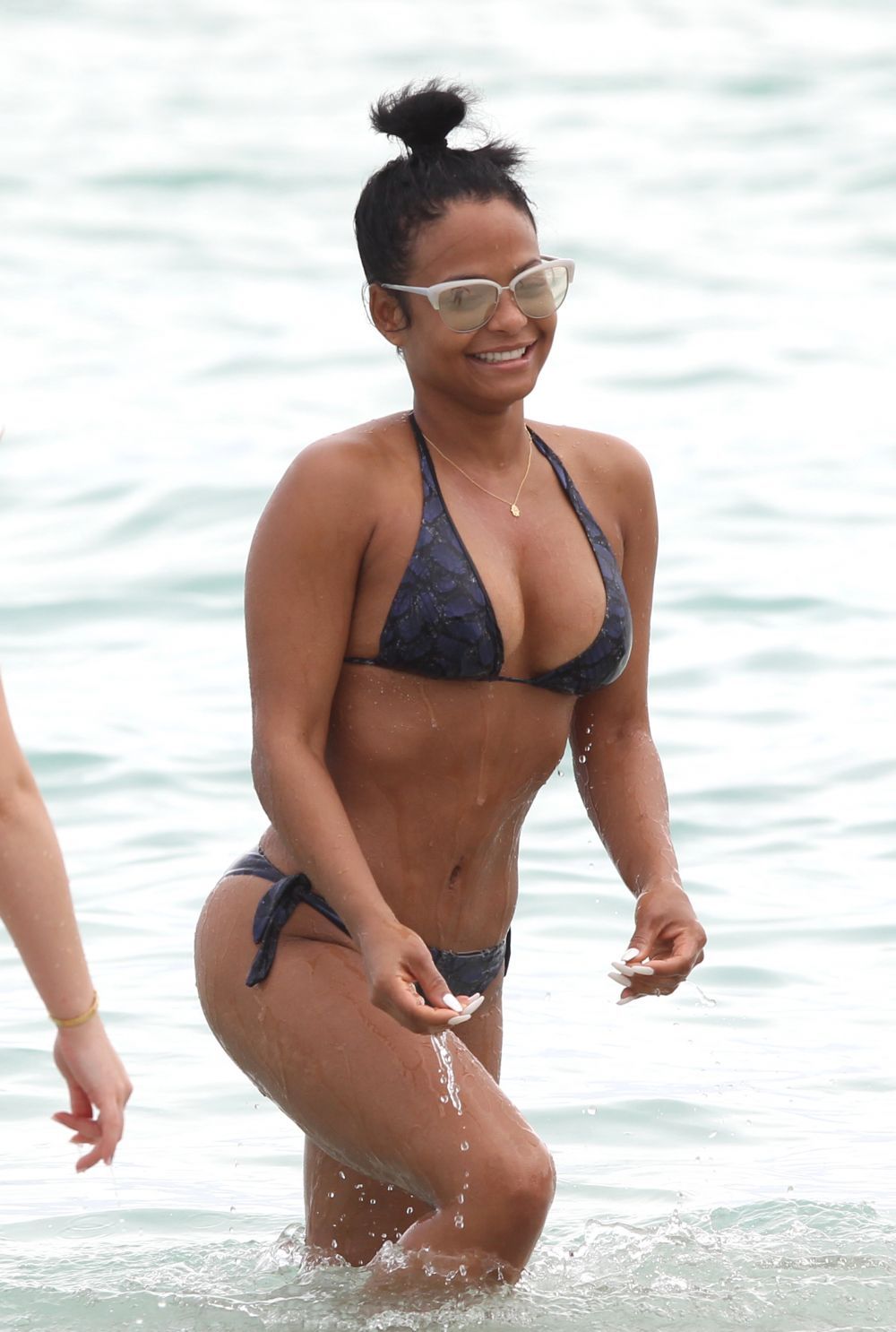 Aparitie sexy intr-un bikini minuscul. Cum a impresionat Christina Milian pe plajele din Miami