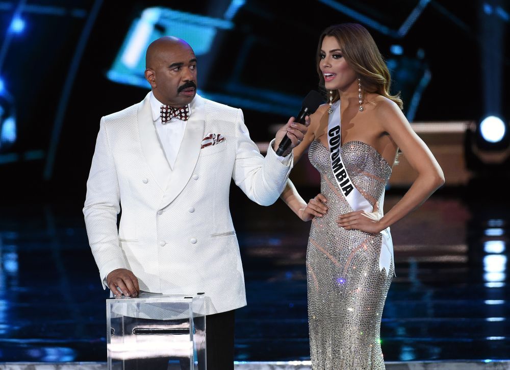 Explicatia oferita de Steve Harvey dupa incidentul de la finala Miss Universe. Ce a declarat prezentatorul