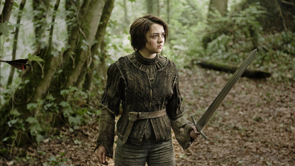 In serial o copila baietoasa, in realitate o tanara sexy. Cum a aparut Arya din Game of Thrones pe covorul rosu