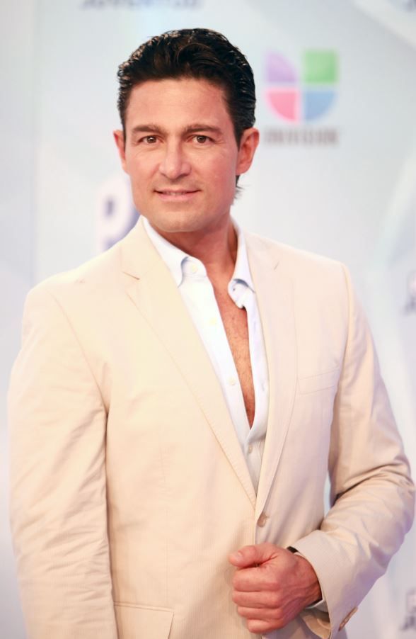 A frant inimile a milioane de femei, in cele mai frumoase telenovele. Cum arata Fernando Colunga in ultimul sau rol