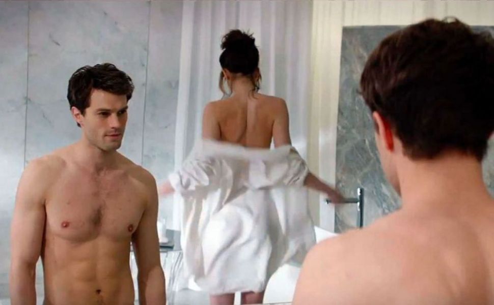 Dakota Johnson a recunoscut. De ce se teme actrita cand vine vorba de scenele fierbinti din Fifty Shades of Grey