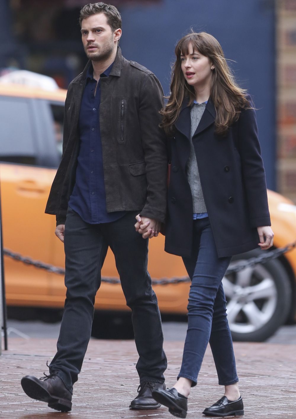 De la fiica de vedeta la actrita cu &bdquo;acte in regula&rdquo;. Cum a ajuns Dakota Johnson un fenomen mondial