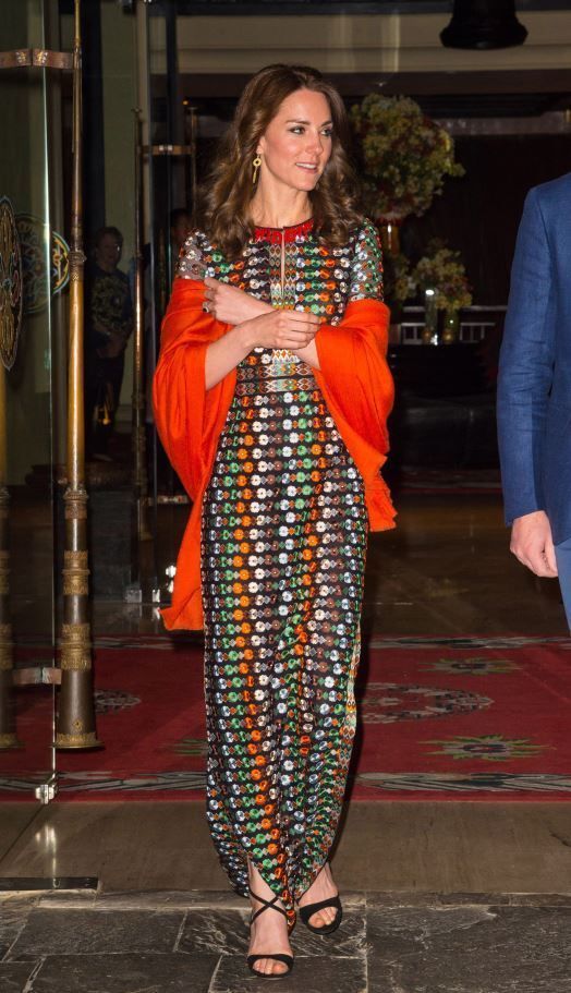 Greu de imaginat: Kate Middleton, in aceleasi haine ca Paris Hilton si Kim Kardashian. Cum arata pe Ducesa