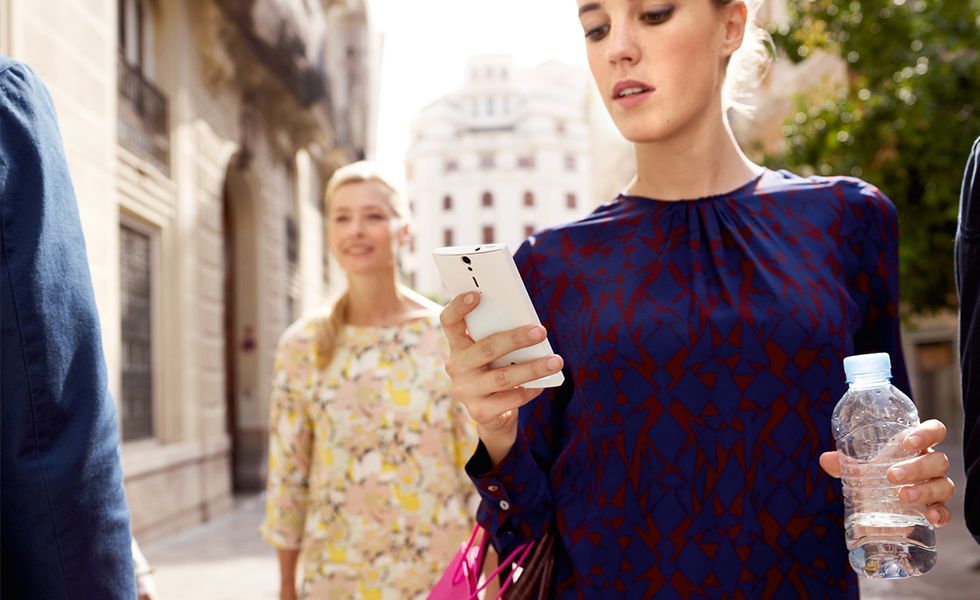Ce vor femeile&hellip; de la un smartphone?