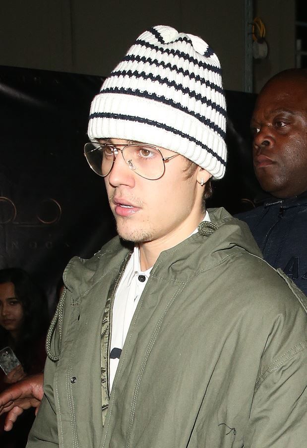 Justin Bieber, doua aparitii la polul opus. Cum a reusit sa creeze confuzie in randul fanilor sai