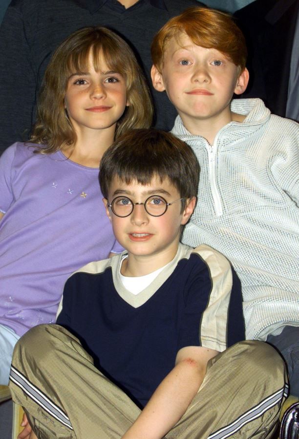 Fanii Harry Potter nu il vor mai recunoaste. Cum arata cel mai celebru roscat, Ron Weasley , in rolul unui escroc