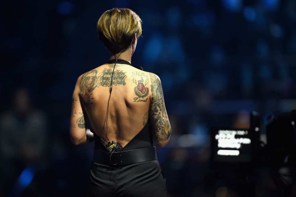 Tanara careia nu ii pot rezista nici femeile. Ruby Rose, in cel mai stylish sutien pe covorul rosu