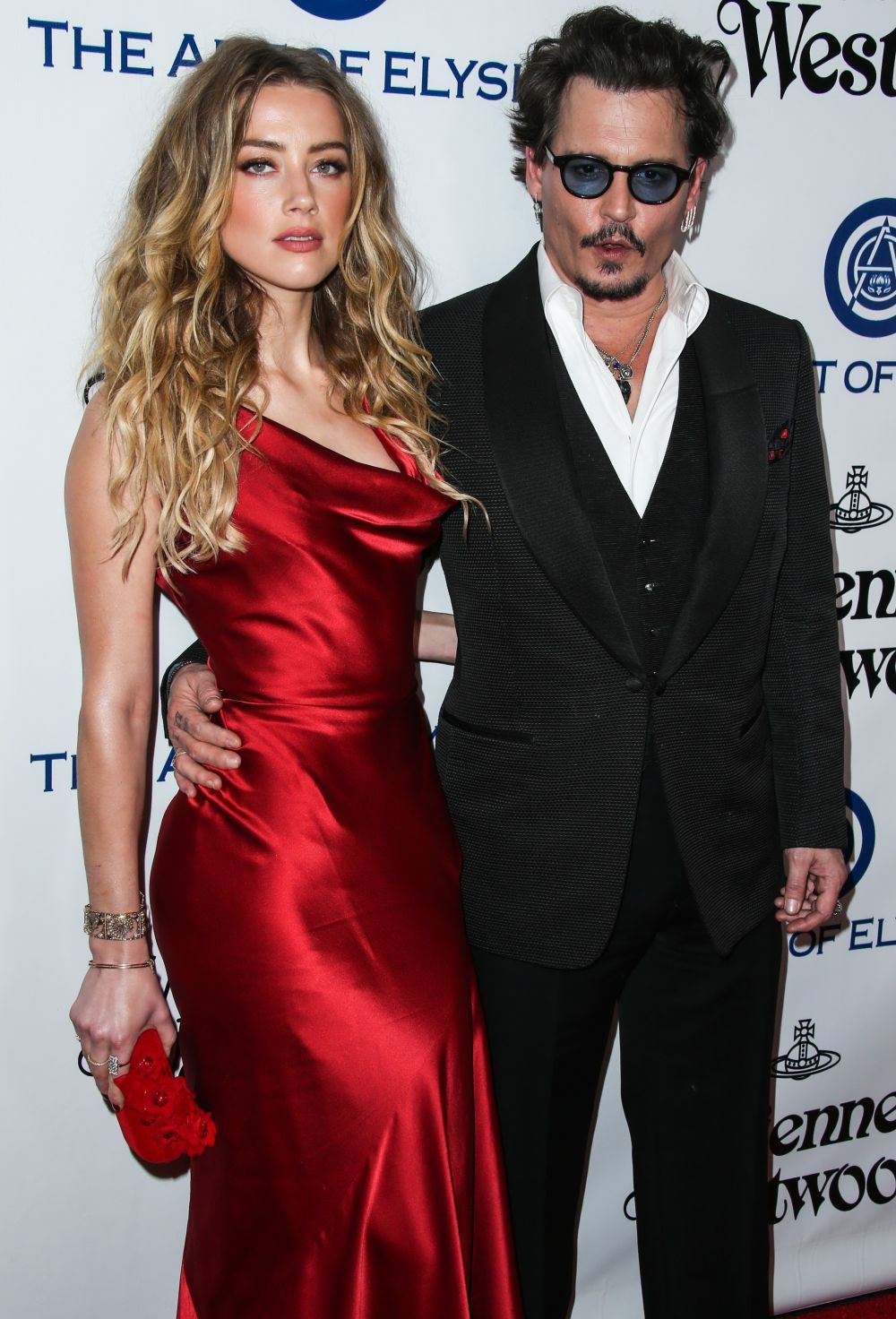 Stilul extravagant de viata l-a adus aproape de faliment. Johnny Depp, cheltuieli de 2 milioane $ pe luna