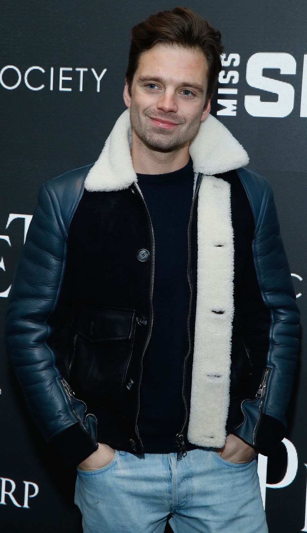 Sebastian Stan, mesaj emotionant. Reactia actorului roman devenit celebru in SUA cand a vazut imagini de la proteste