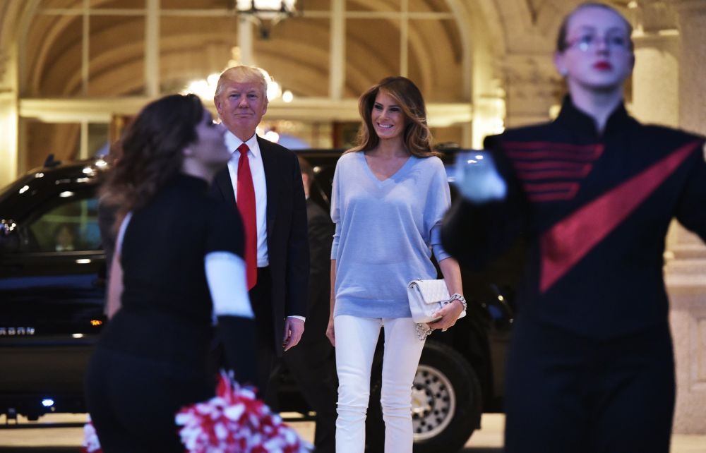 Melania Trump, casual-chic la o petrecere dupa Super Bowl. Cum arata tinuta ei simpla, dar stilata