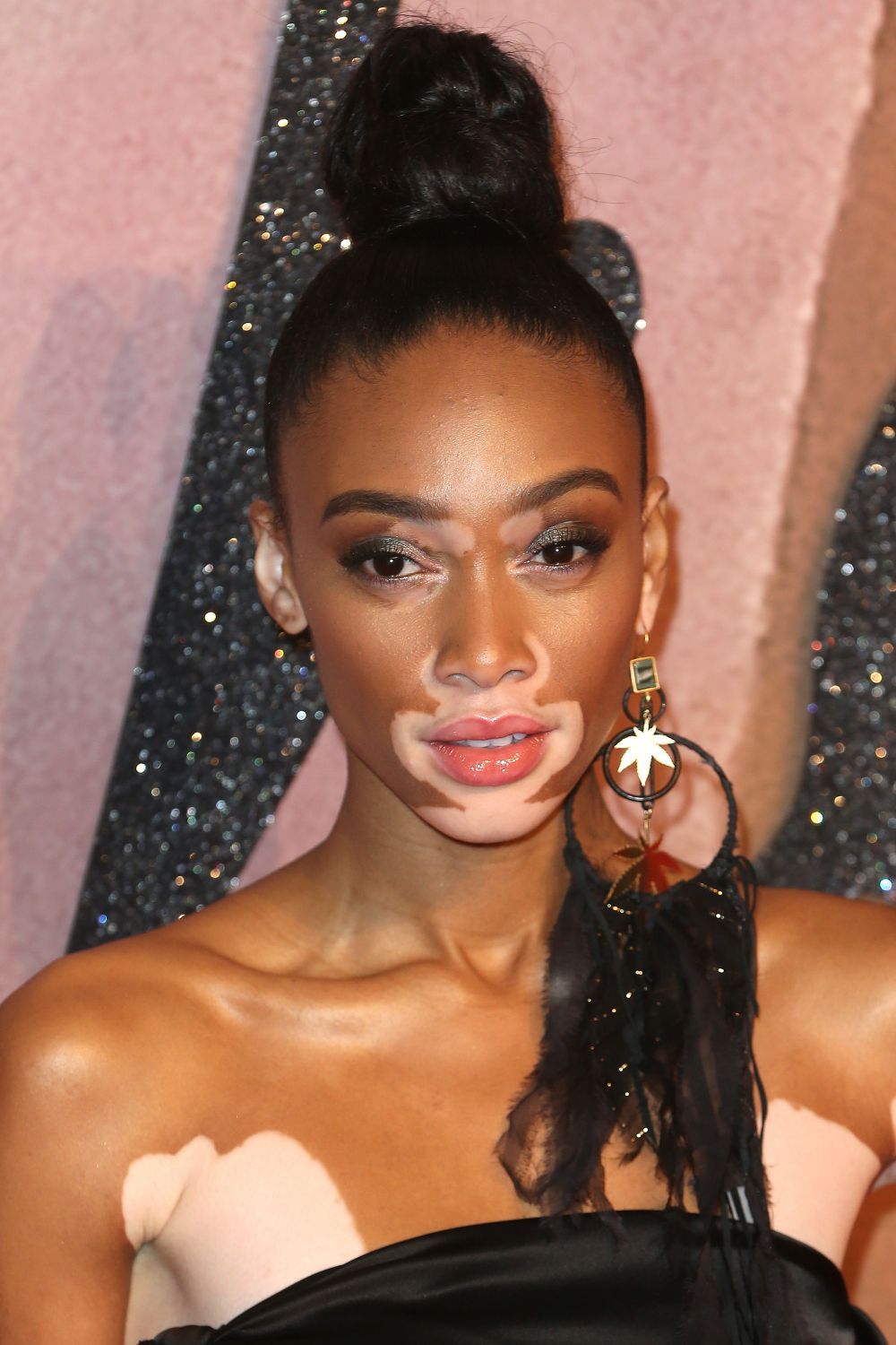 Aparitia dupa care toti au intors privirea. Cum arata tinuta sexy a lui Winnie Harlow si incaltarile cu toc de 20 cm